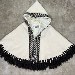 60s Wool Poncho Sheepa Icelandic Art 100% Pure Wool Fringe Zip Fair Isle Medium